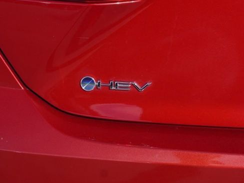 Certified 2025 Toyota Camry LE image 9