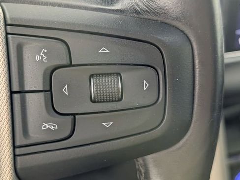 Used 2021 GMC Yukon XL Denali w/ Advanced Technology Package image 18