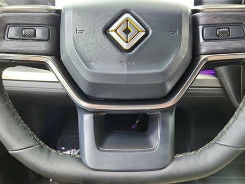 Used 2025 Rivian R1S Adventure image 45