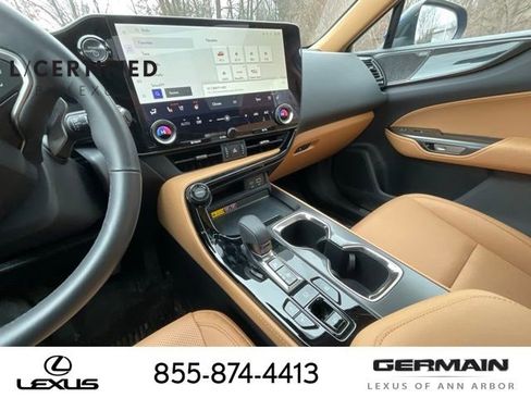 Used 2025 Lexus NX 350h AWD w/ Premium Package image 20