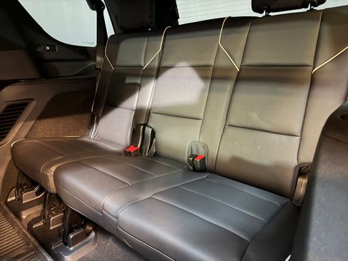 Used 2024 Cadillac Escalade Premium Luxury w/ Performance Package AWD/4WD image 47