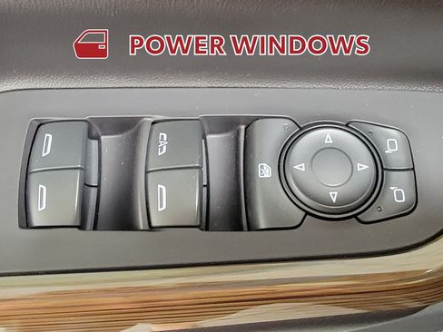 Used 2020 GMC Acadia SLE w/ Driver Convenience Package FWD image 26