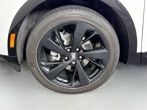Used 2023 Buick Envision Essence w/ Sport Touring Package AWD/4WD image 31