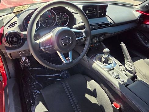 New 2026 MAZDA MX-5 Miata Club w/ Interior Package RWD image 7
