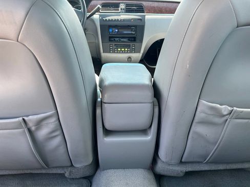 Used 2005 Buick LaCrosse CXL w/ Chrome Appearance Package FWD image 26
