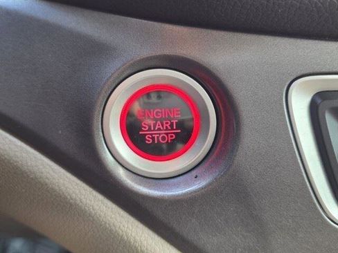 Used 2018 Honda Ridgeline RTL image 19