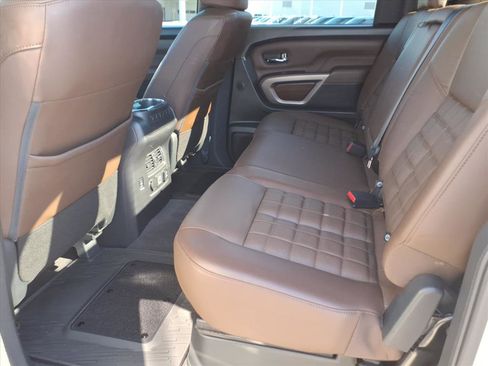 Certified 2021 Nissan Titan Platinum Reserve w/ Moonroof Package image 5