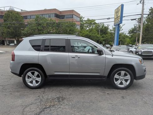 Used 2017 Jeep Compass Sport w/ Power Value Group AWD/4WD image 6