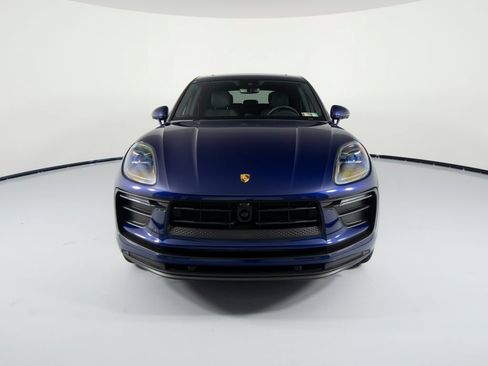 Certified 2026 Porsche Macan AWD/4WD image 15