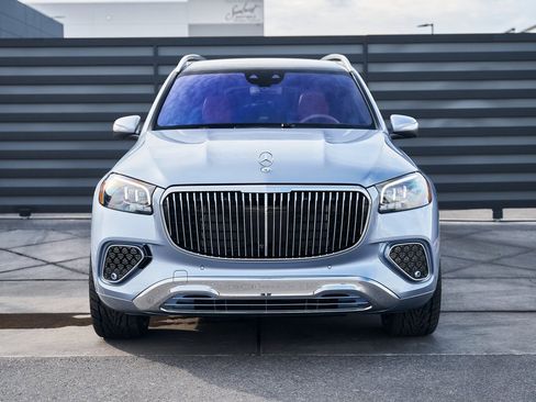 Used 2026 Mercedes-Benz Maybach GLS 600 4MATIC image 18