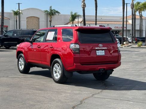Used 2021 Toyota 4Runner SR5 RWD image 8