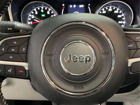 Used 2021 Jeep Compass Latitude w/ Sun and Sound Group FWD image 30