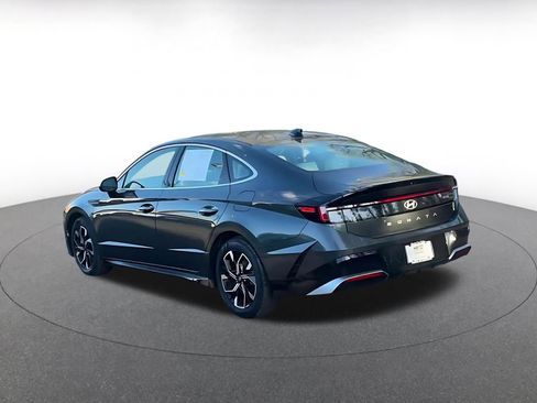 Used 2025 Hyundai Sonata SEL FWD image 11