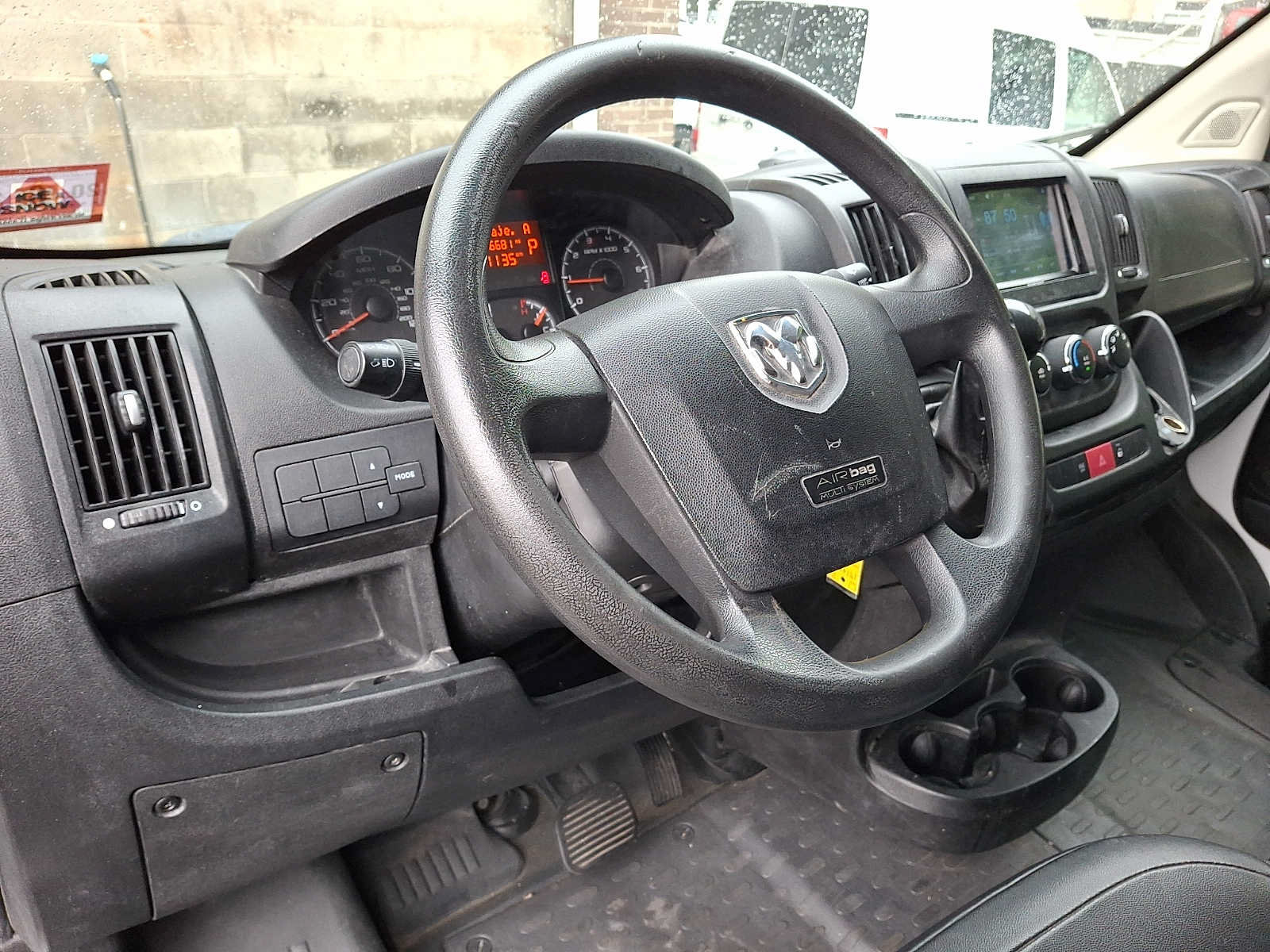 Used 2017 RAM ProMaster 2500 FWD image 12