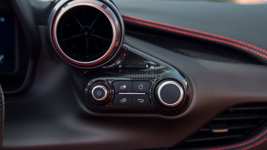 Certified 2023 Ferrari F8 Tributo RWD image 21