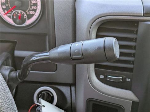 Used 2018 RAM 3500 Tradesman w/ Chrome Appearance Group image 11