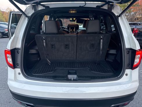 Used 2022 Honda Pilot TrailSport image 19