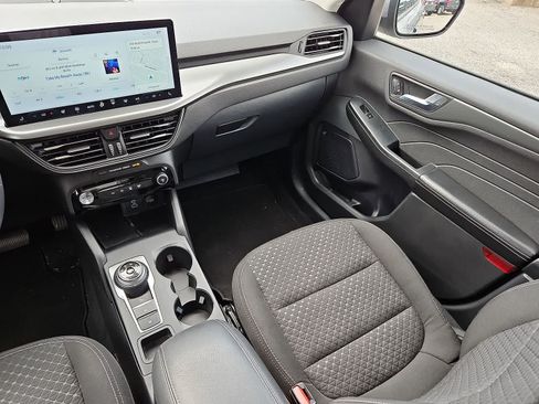Used 2023 Ford Escape Active w/ Tech Pack #2 FWD image 4