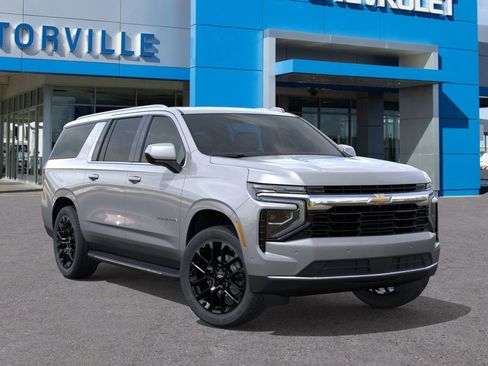 New 2026 Chevrolet Suburban LS image 7