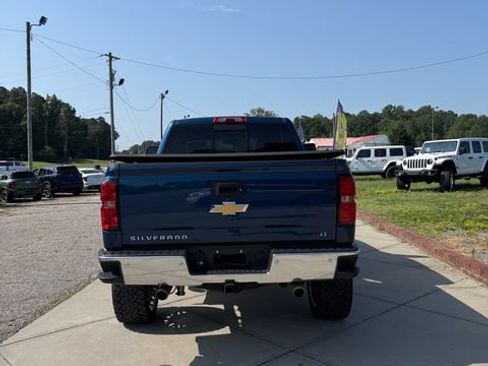 Used 2017 Chevrolet Silverado 1500 LT w/ All Star Edition AWD/4WD image 6