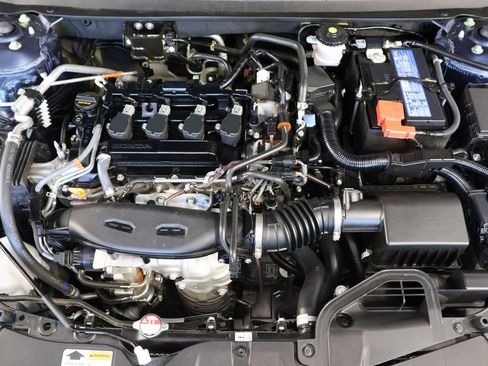 Used 2025 Honda Accord SE image 25