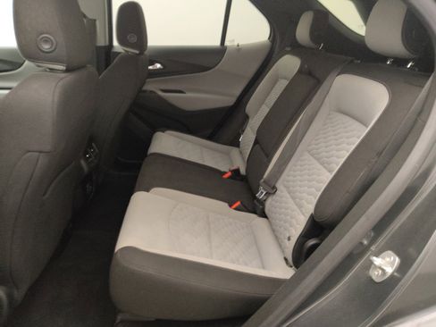 Used 2019 Chevrolet Equinox LT w/ Sun & Navigation Package AWD/4WD image 18
