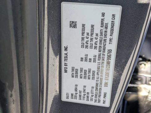 Used 2021 Tesla Model 3 Performance image 25