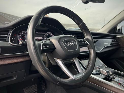 Used 2020 Audi Q8 Premium Plus w/ Premium Plus Package image 36