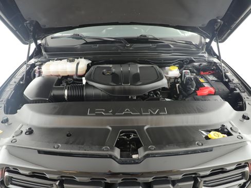 Used 2025 RAM 1500 Lone Star image 6