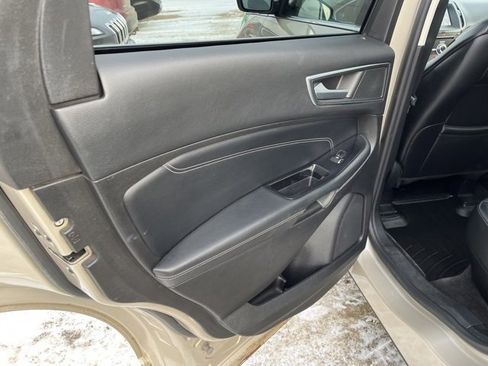 Used 2017 Ford Edge Titanium w/ Equipment Group 302A image 7