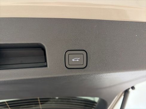 New 2026 Chevrolet Traverse Z71 w/ Driver Confidence Package image 14