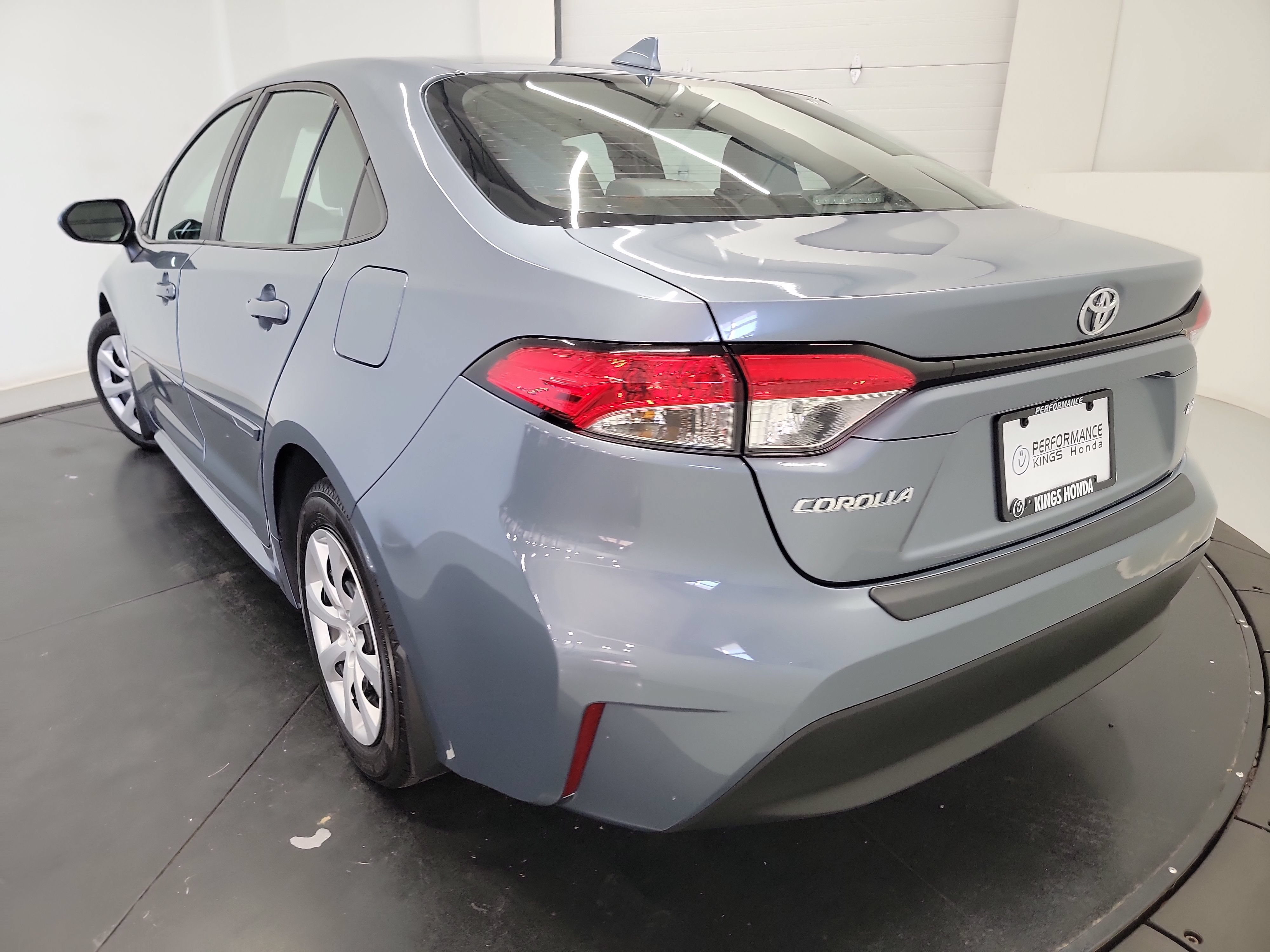 Used 2024 Toyota Corolla LE FWD image 6