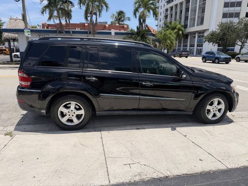 Used 2008 Mercedes-Benz GL 450 4MATIC image 4