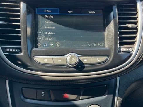 Used 2018 Chevrolet Trax LS FWD image 42