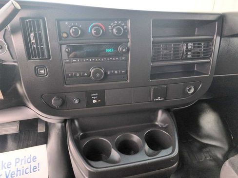 Used 2022 GMC Savana 2500 w/ Driver Convenience Package image 21