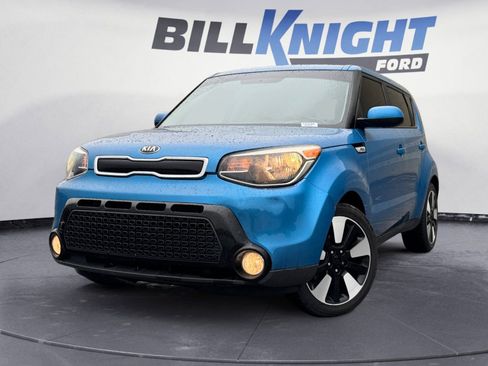 Used 2016 Kia Soul + w/ Designer's Package FWD image 1