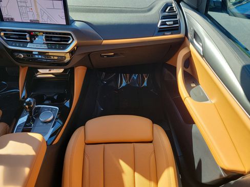Used 2025 BMW X4 M40i AWD/4WD image 16