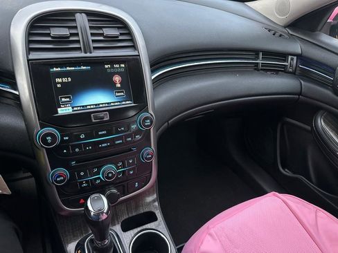 Used 2015 Chevrolet Malibu LT image 31
