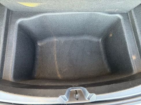 Used 2021 Tesla Model 3 Performance image 13