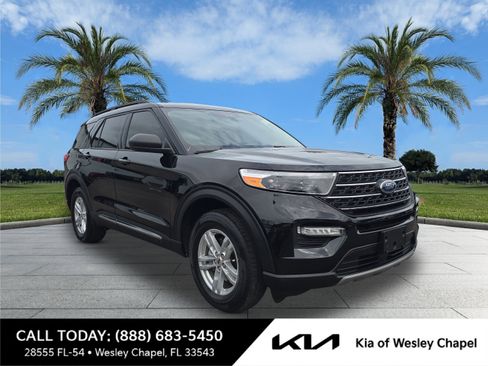 Used 2022 Ford Explorer XLT w/ Equipment Group 202A AWD/4WD image 1