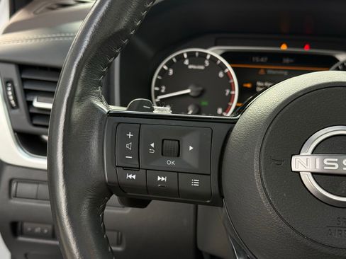 Used 2023 Nissan Rogue SV w/ SV Premium B Package image 53