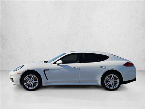 Used 2014 Porsche Panamera RWD image 8