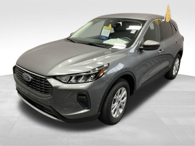 Used 2024 Ford Escape Active AWD/4WD image 1