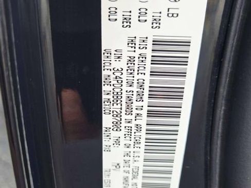 Used 2014 Dodge Journey SXT w/ Flexible Seating Group image 29