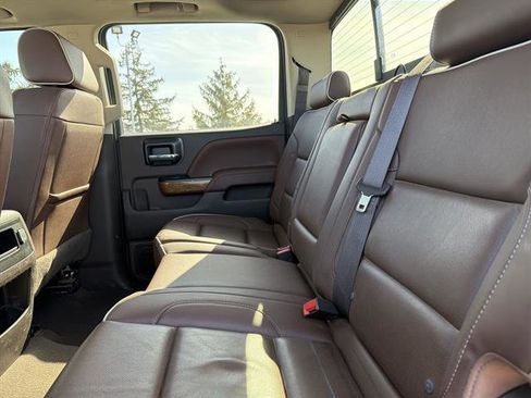 Used 2019 Chevrolet Silverado 2500 High Country image 20