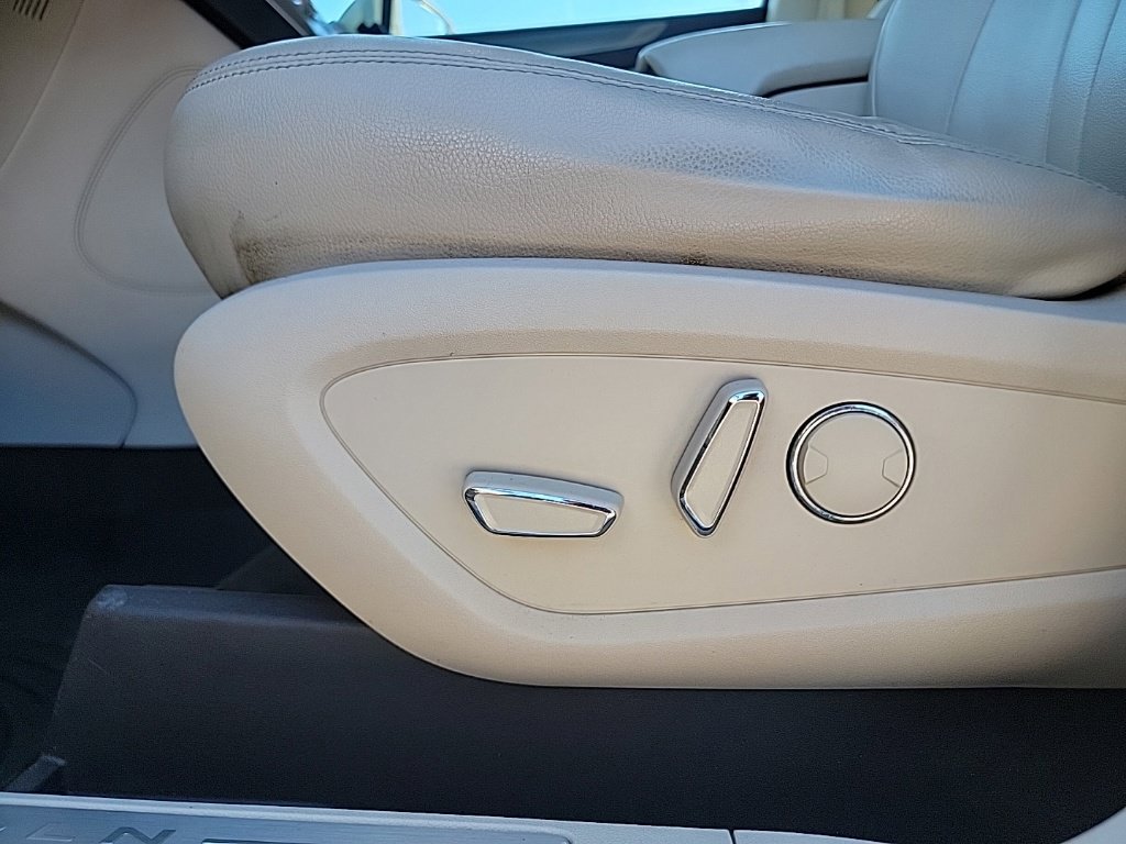 Used 2017 Lincoln MKC Premiere AWD/4WD image 23