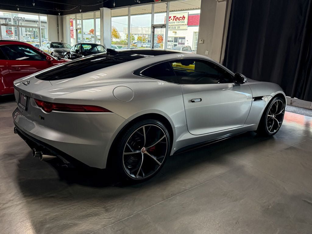 Used 2015 Jaguar F-TYPE R RWD image 28
