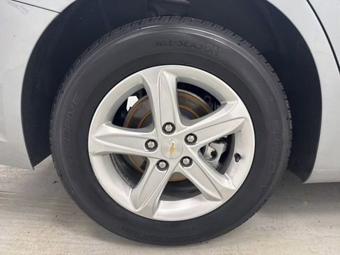 Used 2024 Chevrolet Malibu LT FWD image 31