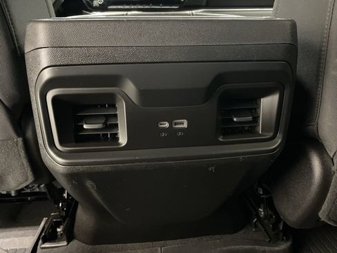 Used 2024 Chevrolet Silverado 1500 RST AWD/4WD image 17
