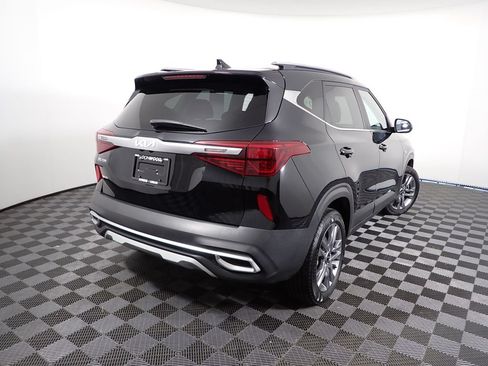 Used 2023 Kia Seltos S AWD/4WD image 16